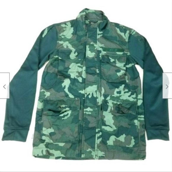 Nike Other - Nike NSW Mens Jacket Size S Camo Cargo Pockets